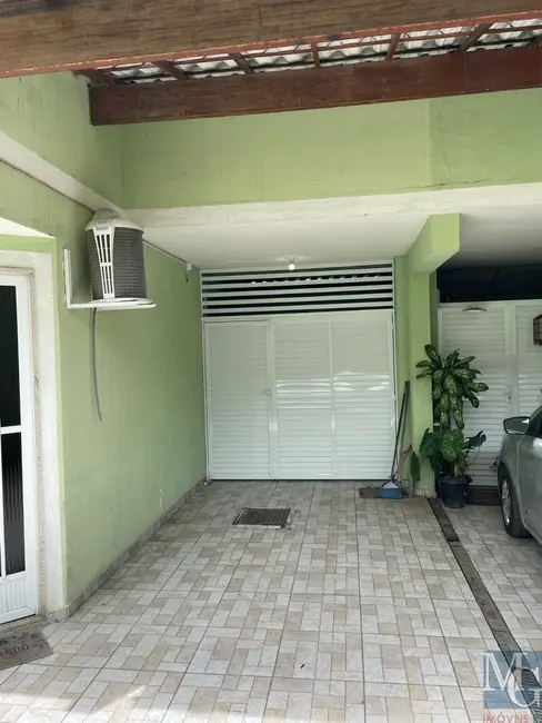 Casa de Condomínio com 2 quartos à venda, 71m2 em Parque Laguna e Dourados, Duque De Caxias - RJ - imagem 3 Foto 3 de Casa de Condomínio com 2 quartos à venda, 71m2 em Parque Laguna e Dourados, Duque De Caxias - RJ