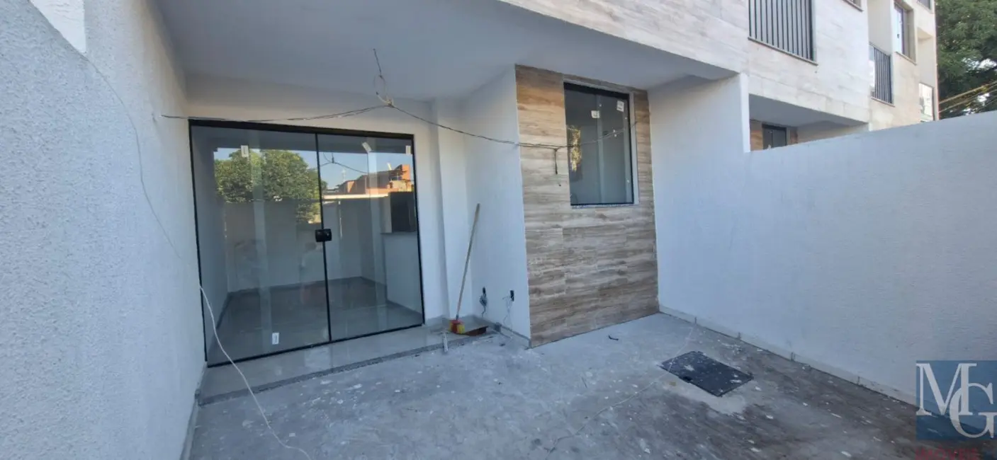 Casa com 3 quartos à venda, 98m2 em Doutor Laureano, Duque De Caxias - RJ - imagem 3 Foto 3 de Casa com 3 quartos à venda, 98m2 em Doutor Laureano, Duque De Caxias - RJ