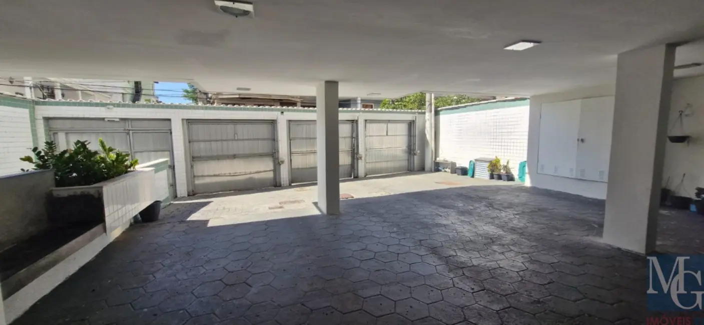 Apartamento com 2 quartos à venda, 65m2 em Jardim Vinte e Cinco de Agosto, Duque De Caxias - RJ - imagem 3 Foto 3 de Apartamento com 2 quartos à venda, 65m2 em Jardim Vinte e Cinco de Agosto, Duque De Caxias - RJ
