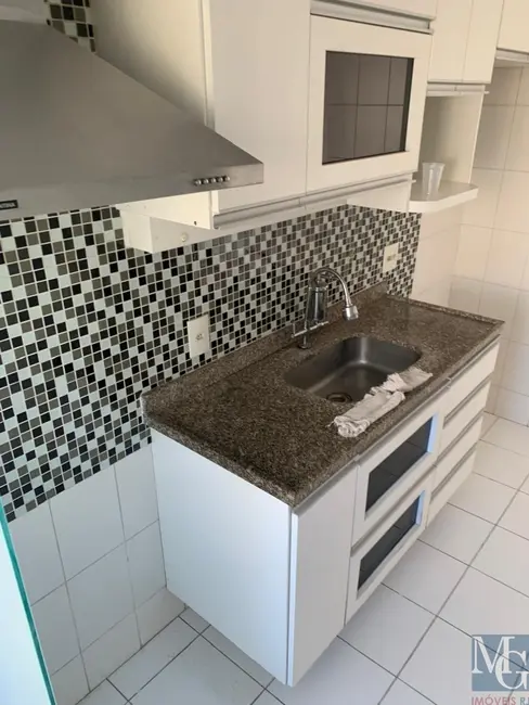 Foto 7 de Apartamento com 2 quartos para alugar, 55m2 em Centro, Duque De Caxias - RJ