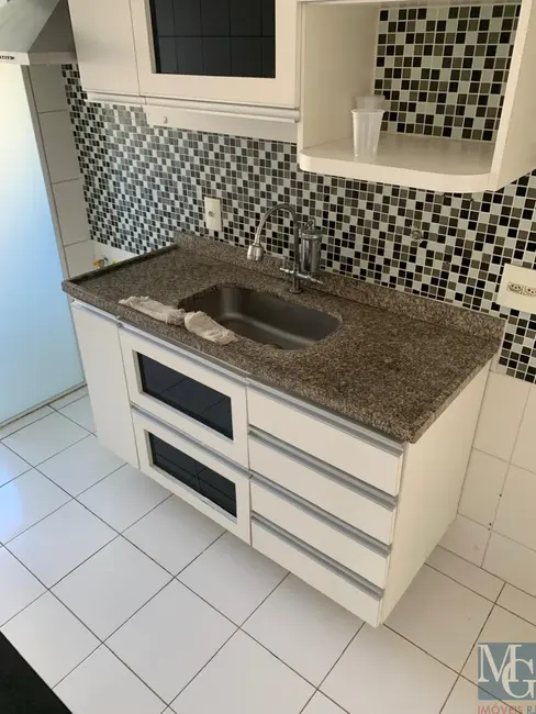 Foto 5 de Apartamento com 2 quartos para alugar, 55m2 em Centro, Duque De Caxias - RJ