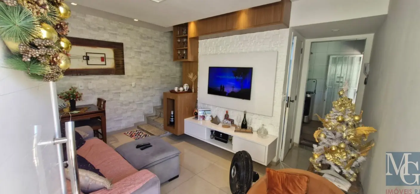Foto 1 de Casa de Condomínio com 2 quartos à venda, 65m2 em Parque Laguna e Dourados, Duque De Caxias - RJ