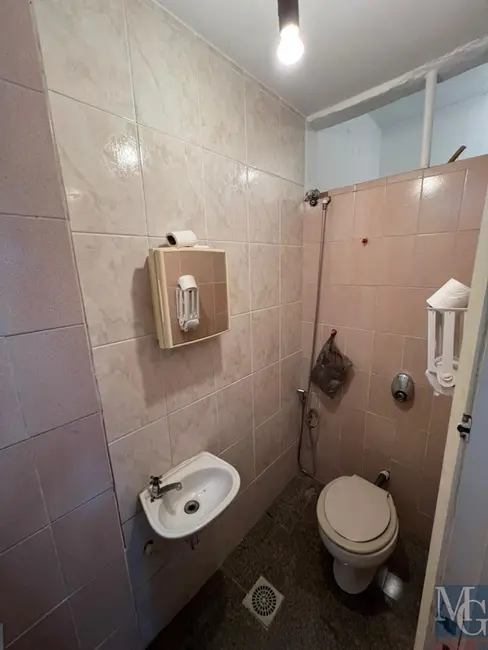 Sala Comercial à venda, 25m2 em Jardim Vinte e Cinco de Agosto, Duque De Caxias - RJ - imagem 5 Foto 5 de Sala Comercial à venda, 25m2 em Jardim Vinte e Cinco de Agosto, Duque De Caxias - RJ