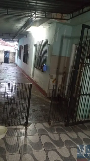 Casa com 2 quartos à venda, 54m2 em Jardim Vinte e Cinco de Agosto, Duque De Caxias - RJ - imagem 3 Foto 3 de Casa com 2 quartos à venda, 54m2 em Jardim Vinte e Cinco de Agosto, Duque De Caxias - RJ