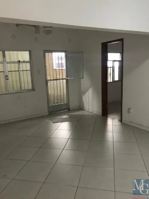 Casa com 1 quarto à venda, 48m2 em Jardim Vinte e Cinco de Agosto, Duque De Caxias - RJ - imagem 6 Foto 6 de Casa com 1 quarto à venda, 48m2 em Jardim Vinte e Cinco de Agosto, Duque De Caxias - RJ