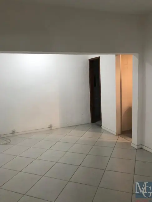 Casa com 1 quarto à venda, 48m2 em Jardim Vinte e Cinco de Agosto, Duque De Caxias - RJ - imagem 8 Foto 8 de Casa com 1 quarto à venda, 48m2 em Jardim Vinte e Cinco de Agosto, Duque De Caxias - RJ