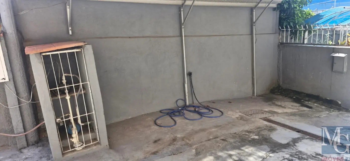 Casa de Condomínio com 3 quartos à venda, 160m2 em Centro, Duque De Caxias - RJ - imagem 3 Foto 3 de Casa de Condomínio com 3 quartos à venda, 160m2 em Centro, Duque De Caxias - RJ