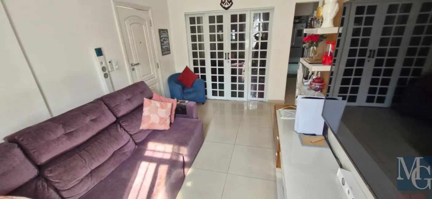 Apartamento com 3 quartos à venda, 80m2 em Jardim Vinte e Cinco de Agosto, Duque De Caxias - RJ - imagem 8 Foto 8 de Apartamento com 3 quartos à venda, 80m2 em Jardim Vinte e Cinco de Agosto, Duque De Caxias - RJ