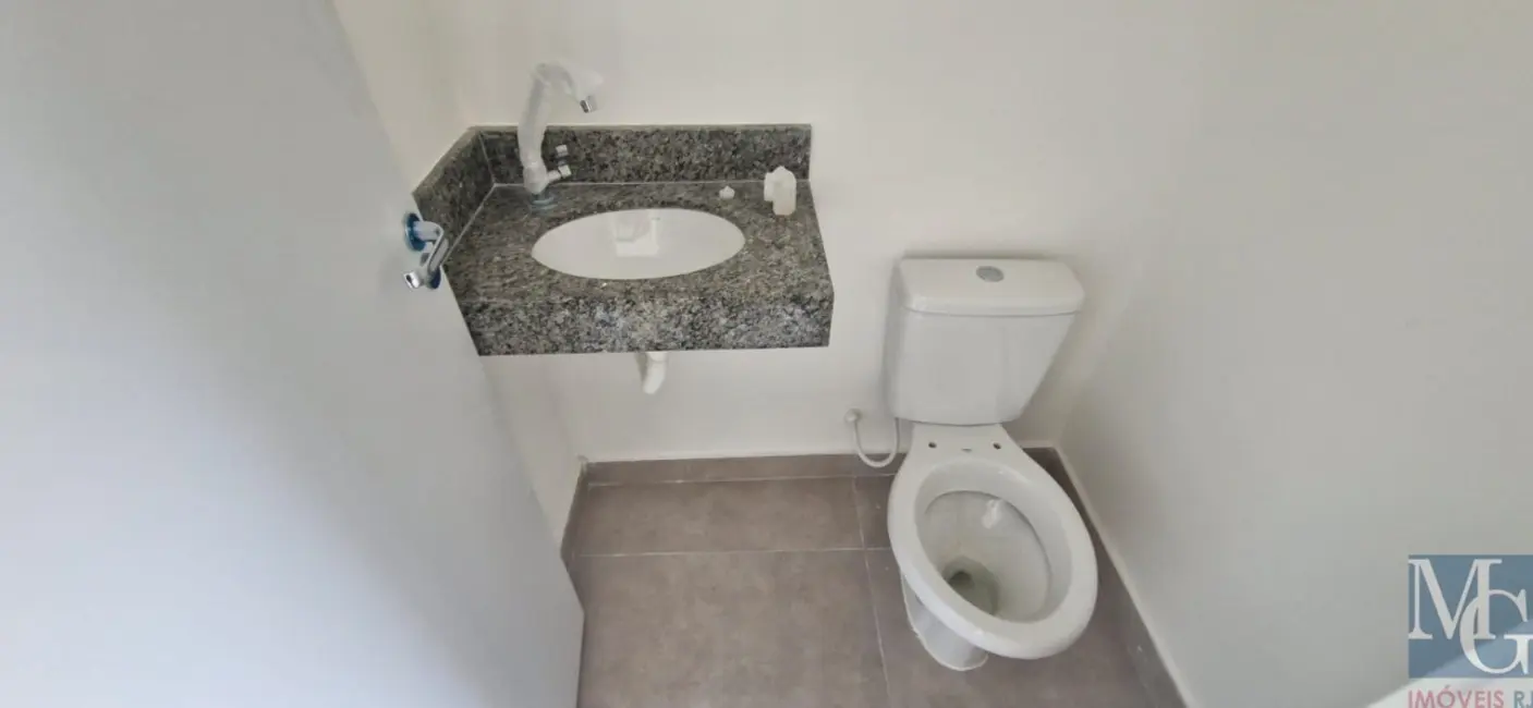 Casa com 3 quartos à venda, 100m2 em Centro, Duque De Caxias - RJ - imagem 8 Foto 8 de Casa com 3 quartos à venda, 100m2 em Centro, Duque De Caxias - RJ