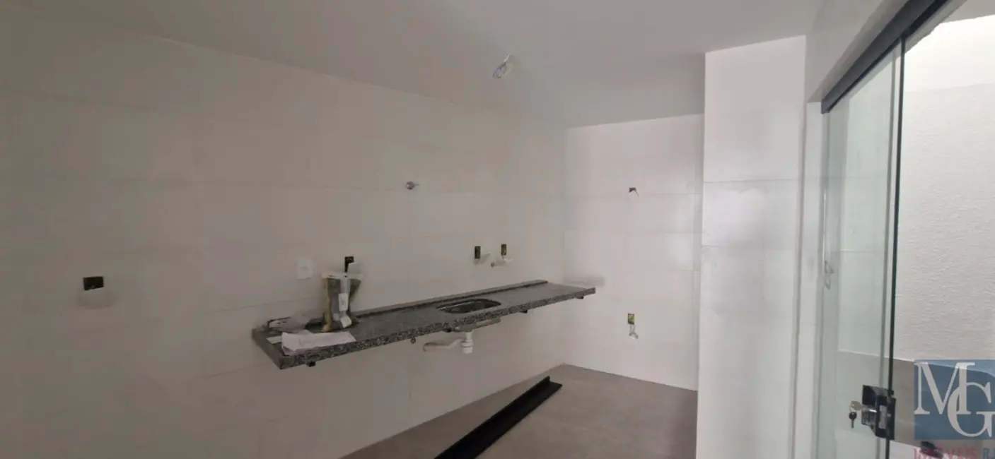 Casa com 3 quartos à venda, 100m2 em Centro, Duque De Caxias - RJ - imagem 6 Foto 6 de Casa com 3 quartos à venda, 100m2 em Centro, Duque De Caxias - RJ