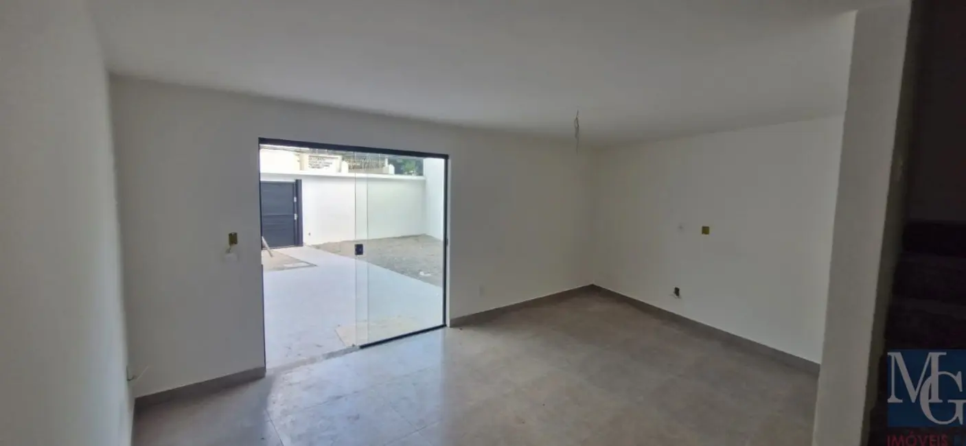Foto 1 de Casa com 3 quartos à venda, 100m2 em Centro, Duque De Caxias - RJ
