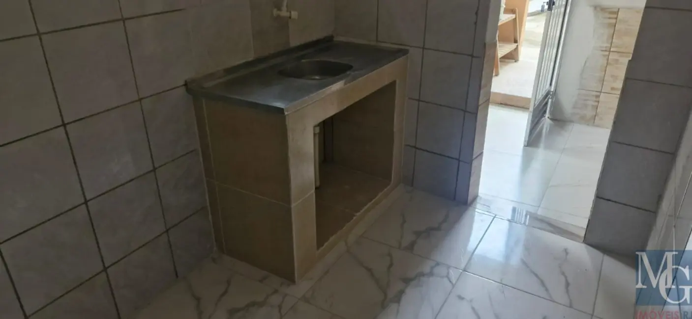 Casa com 1 quarto à venda, 35m2 em Vila Leopoldina, Duque De Caxias - RJ - imagem 3 Foto 3 de Casa com 1 quarto à venda, 35m2 em Vila Leopoldina, Duque De Caxias - RJ