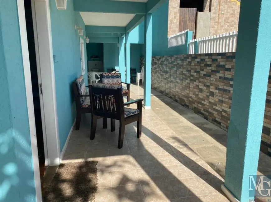 Foto 6 de Casa com 4 quartos à venda, 150m2 em Arraial Do Cabo - RJ