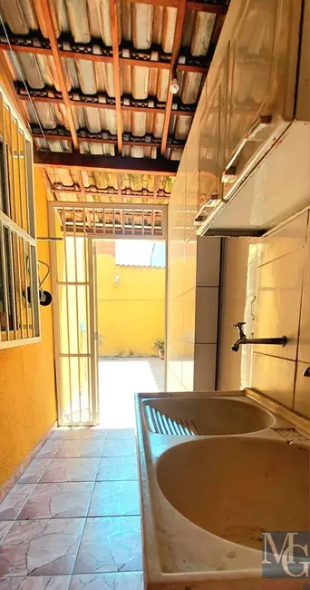 Foto 3 de Casa com 2 quartos à venda, 79m2 em Duque De Caxias - RJ