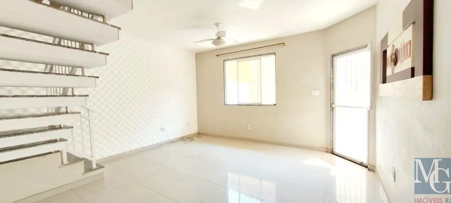Foto 1 de Casa com 2 quartos à venda, 79m2 em Duque De Caxias - RJ