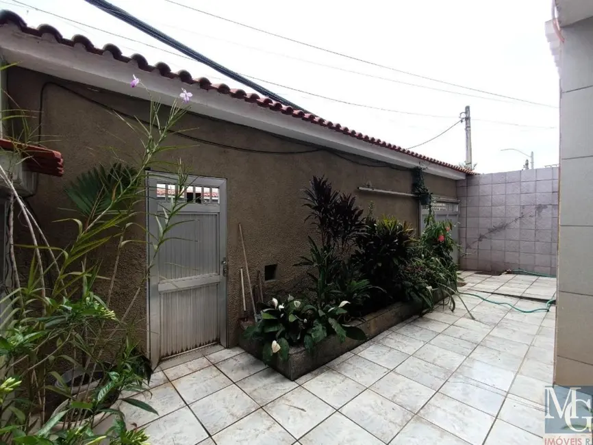 Foto 9 de Casa com 2 quartos à venda, 224m2 em Parque Laguna e Dourados, Duque De Caxias - RJ