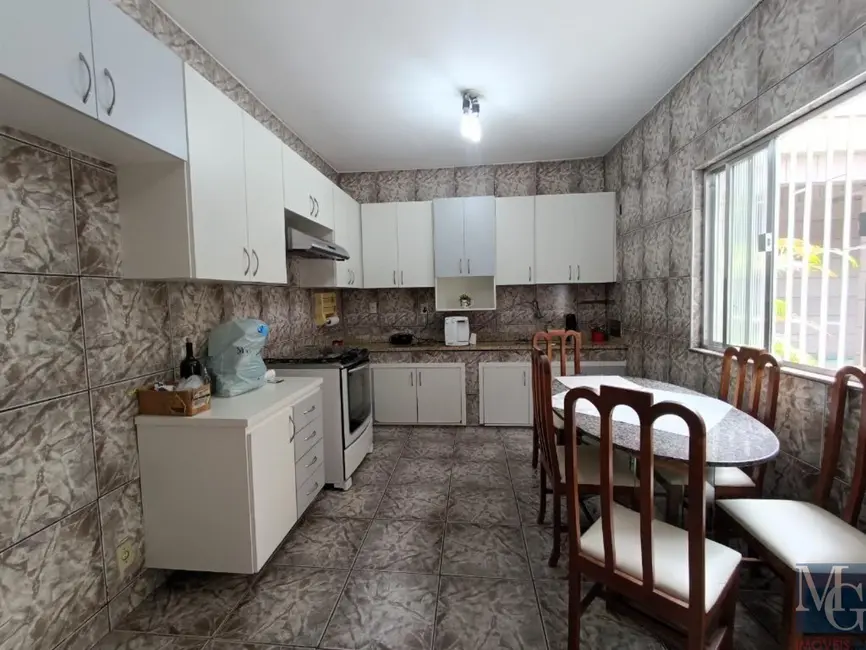 Foto 2 de Casa com 2 quartos à venda, 224m2 em Parque Laguna e Dourados, Duque De Caxias - RJ