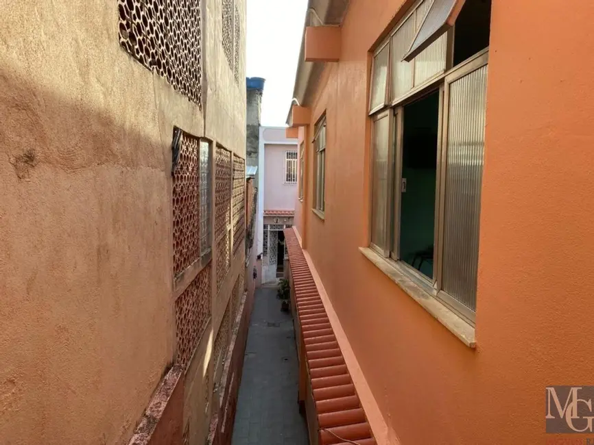 Foto 9 de Casa com 5 quartos à venda, 250m2 em Centro, Duque De Caxias - RJ