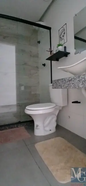 Foto 4 de Casa com 2 quartos à venda, 130m2 em Parque Laguna e Dourados, Duque De Caxias - RJ