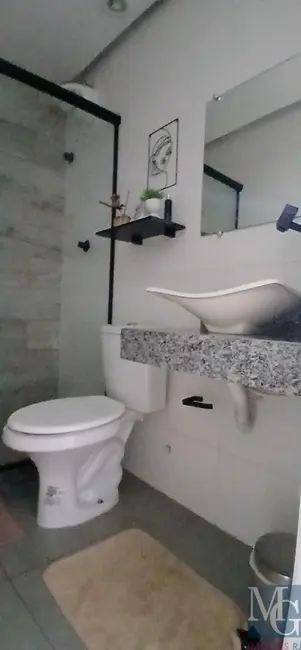 Foto 3 de Casa com 2 quartos à venda, 130m2 em Parque Laguna e Dourados, Duque De Caxias - RJ
