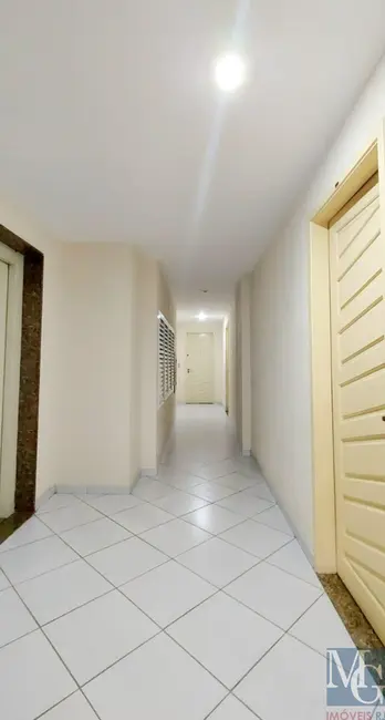 Foto 2 de Apartamento com 1 quarto à venda, 108m2 em Jardim Vinte e Cinco de Agosto, Duque De Caxias - RJ