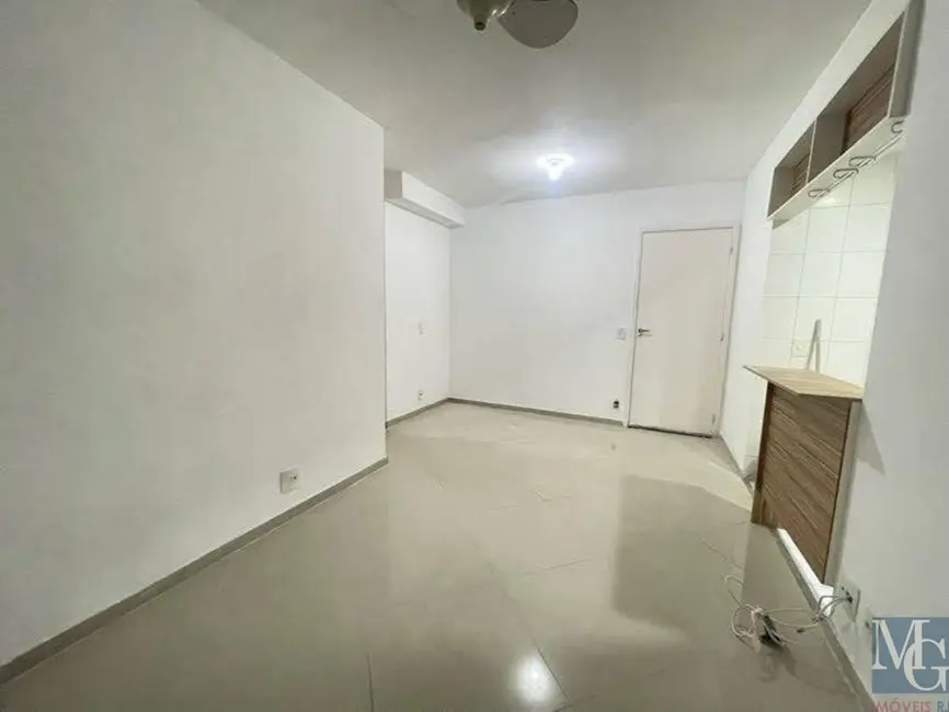 Foto 3 de Apartamento com 2 quartos à venda, 50m2 em Centro, Duque De Caxias - RJ