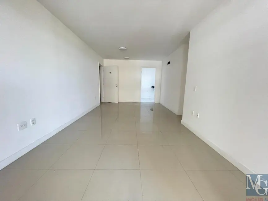 Foto 2 de Apartamento com 2 quartos à venda, 118m2 em Barra da Tijuca, Rio De Janeiro - RJ