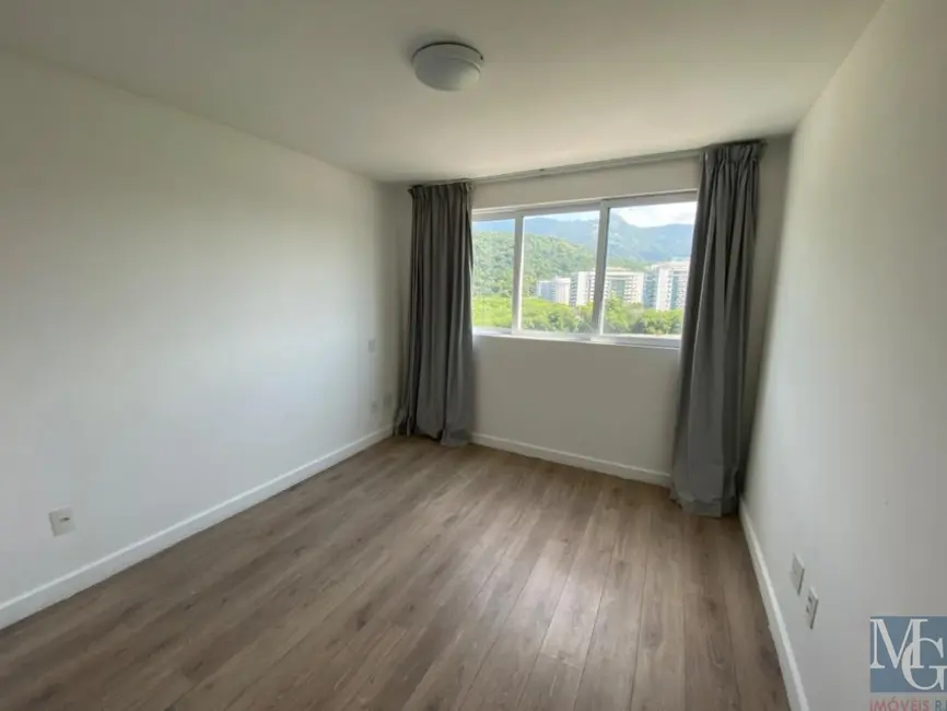 Foto 2 de Apartamento com 2 quartos à venda, 77m2 em Barra da Tijuca, Rio De Janeiro - RJ