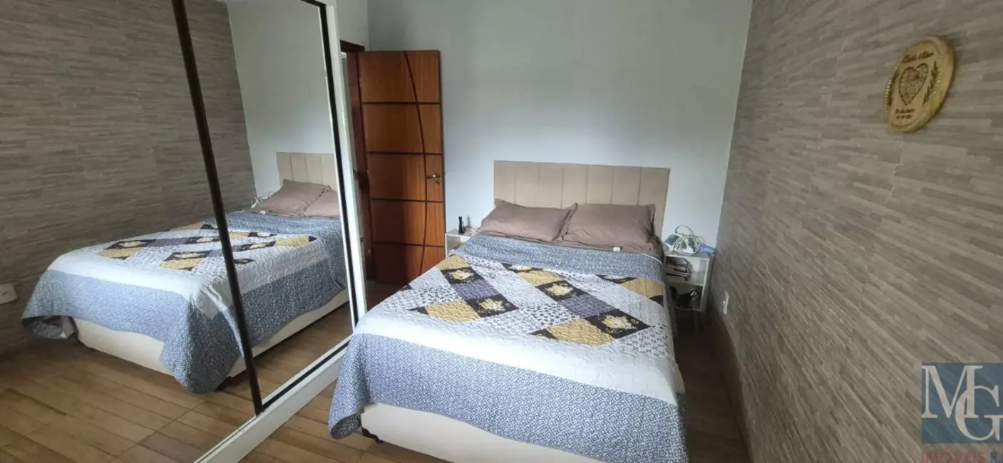 Foto 4 de Casa com 2 quartos à venda, 75m2 em Vila Meriti, Duque De Caxias - RJ