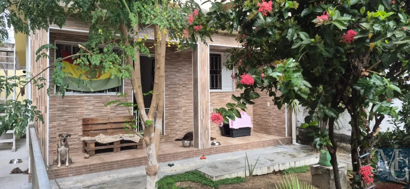 Foto 2 de Casa com 2 quartos à venda, 75m2 em Vila Meriti, Duque De Caxias - RJ