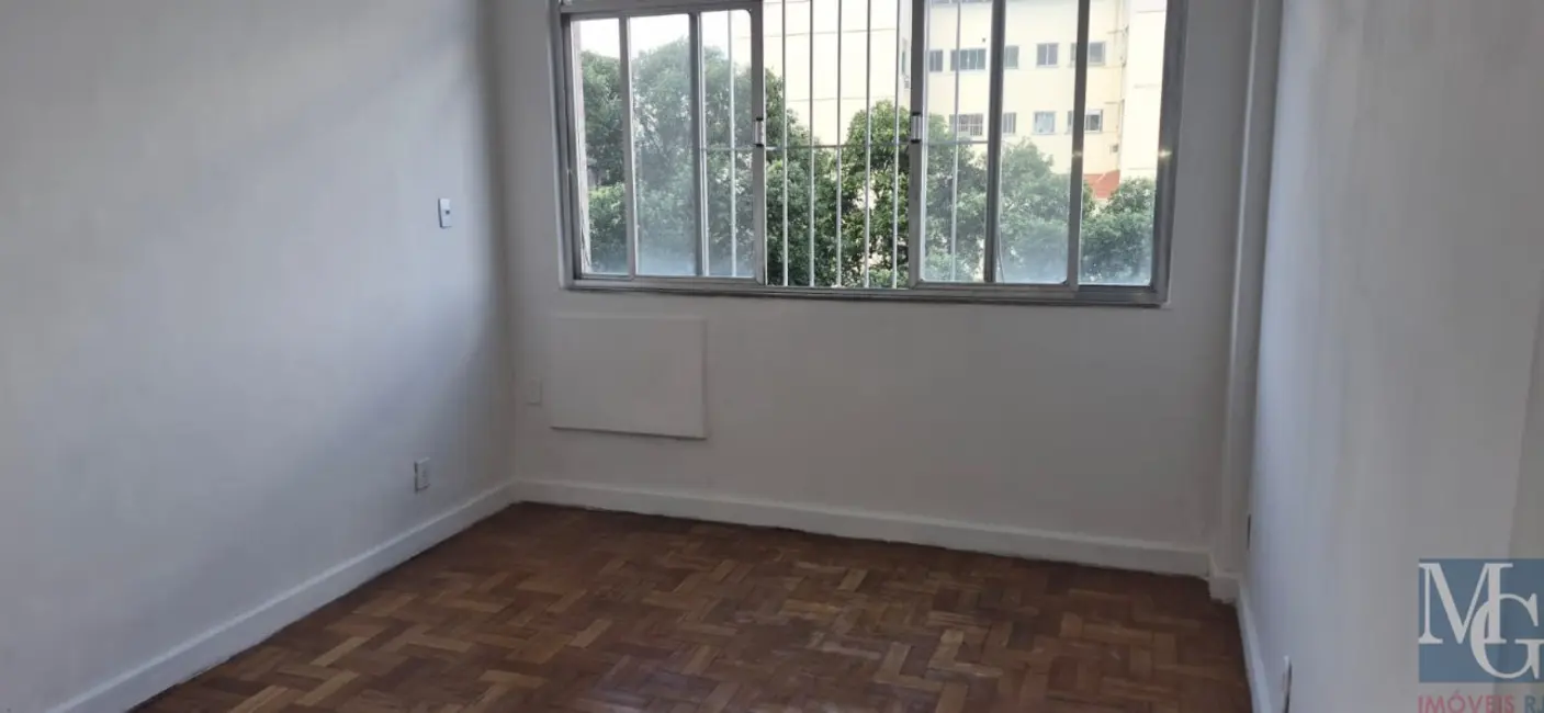 Apartamento com 3 quartos à venda, 80m2 em Jardim Vinte e Cinco de Agosto, Duque De Caxias - RJ - imagem 5 Foto 5 de Apartamento com 3 quartos à venda, 80m2 em Jardim Vinte e Cinco de Agosto, Duque De Caxias - RJ