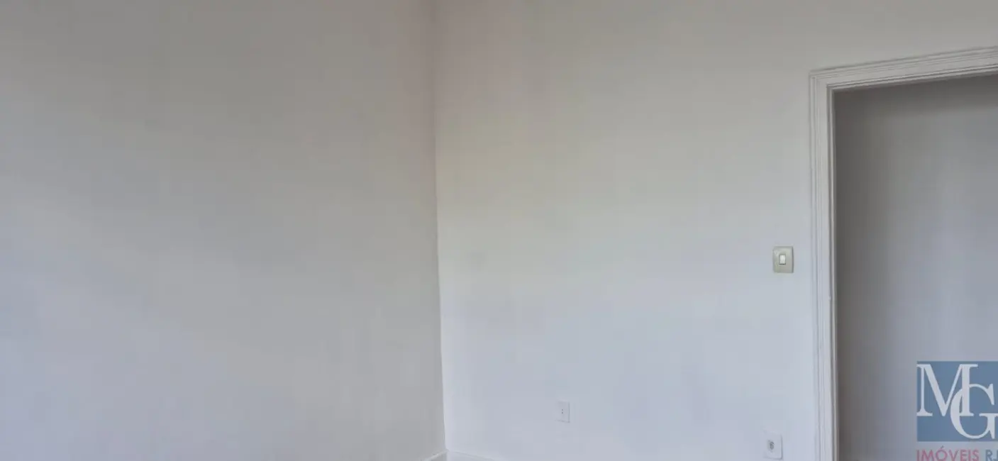 Apartamento com 3 quartos à venda, 80m2 em Jardim Vinte e Cinco de Agosto, Duque De Caxias - RJ - imagem 8 Foto 8 de Apartamento com 3 quartos à venda, 80m2 em Jardim Vinte e Cinco de Agosto, Duque De Caxias - RJ