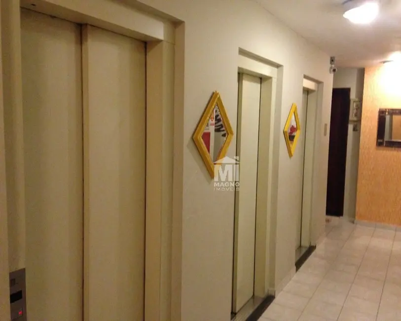 Foto 2 de Apartamento com 2 quartos para alugar, 63m2 em Vila Paranaguá, São Paulo - SP