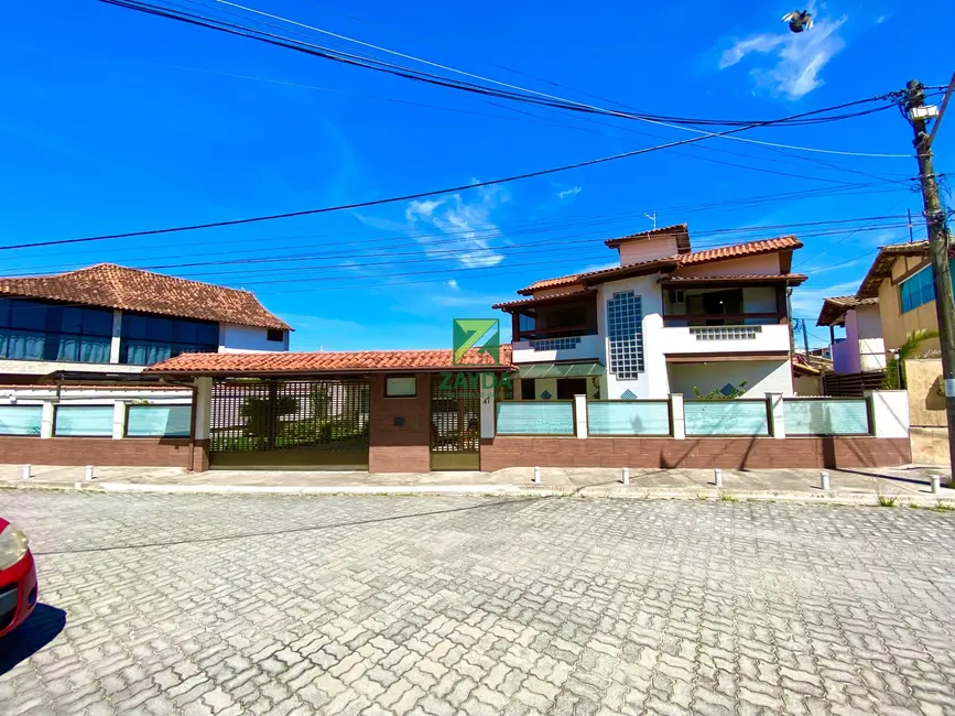 Foto 2 de Casa com 3 quartos à venda, 270m2 em Casimiro De Abreu - RJ