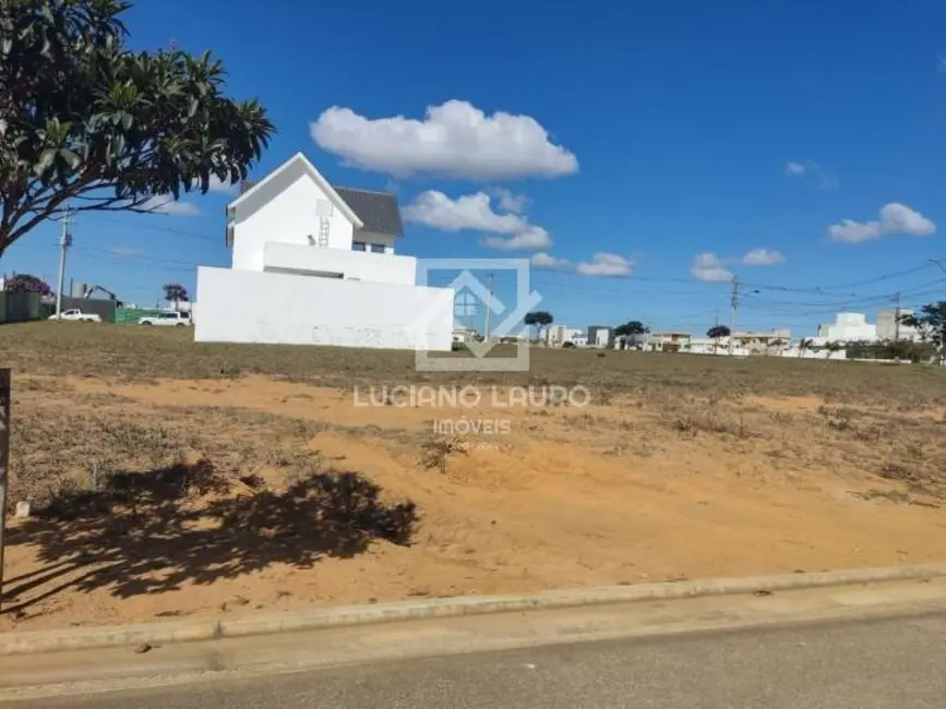 Foto 1 de Terreno / Lote à venda, 360m2 em Universidade, Vitoria Da Conquista - BA