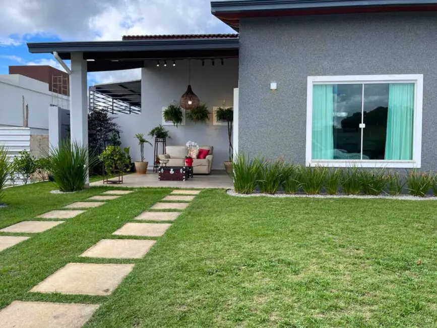 Casa com 3 quartos à venda, 134m2 em Primavera, Vitoria Da Conquista - BA - imagem 3 Foto 3 de Casa com 3 quartos à venda, 134m2 em Primavera, Vitoria Da Conquista - BA