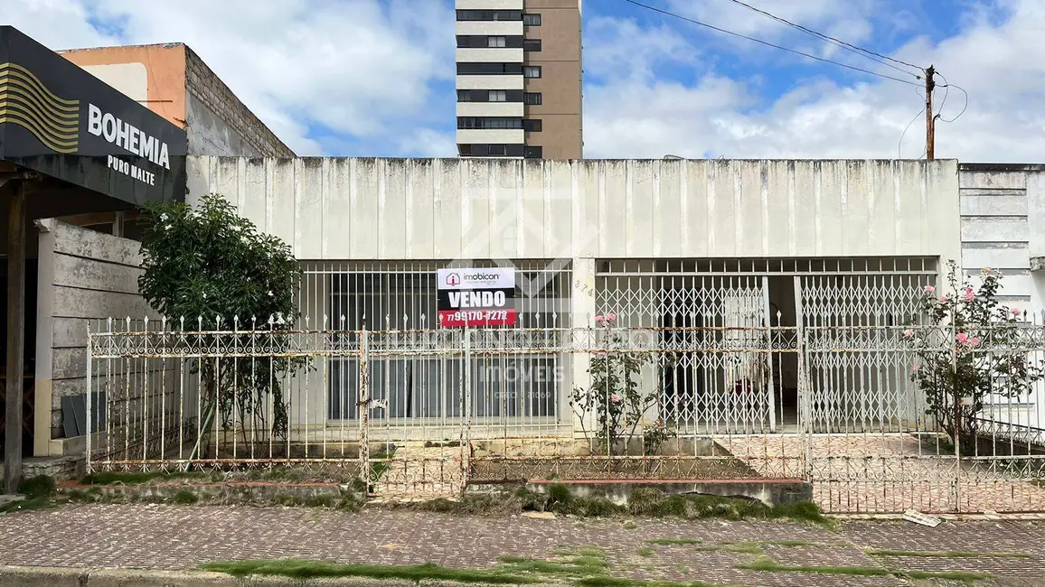 Foto 1 de Casa com 4 quartos à venda e para alugar, 300m2 em Recreio, Vitoria Da Conquista - BA