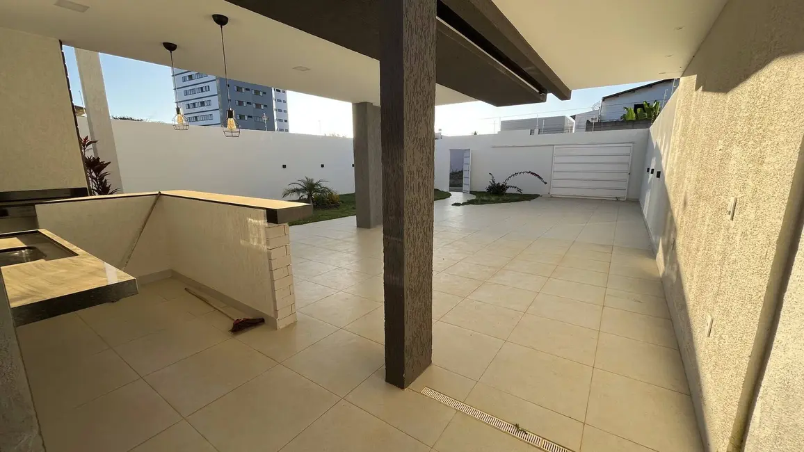 Foto 7 de Casa com 4 quartos à venda, 360m2 em Candeias, Vitoria Da Conquista - BA