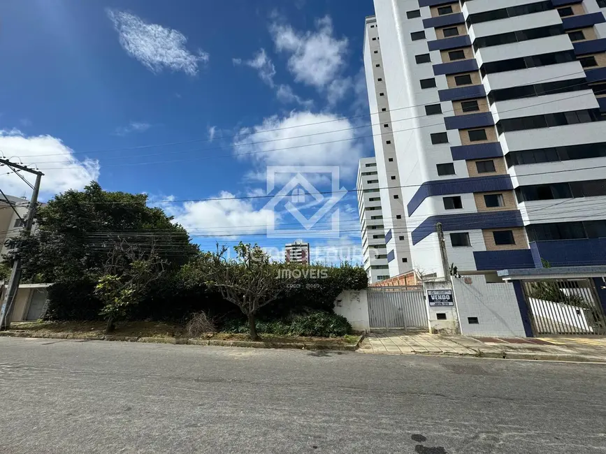 Foto 1 de Casa com 3 quartos à venda, 392m2 em Candeias, Vitoria Da Conquista - BA