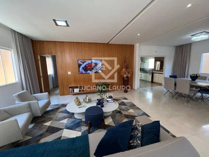 Foto 1 de Casa com 4 quartos à venda, 360m2 em Candeias, Vitoria Da Conquista - BA