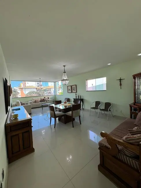 Foto 5 de Casa com 5 quartos à venda, 381m2 em Candeias, Vitoria Da Conquista - BA
