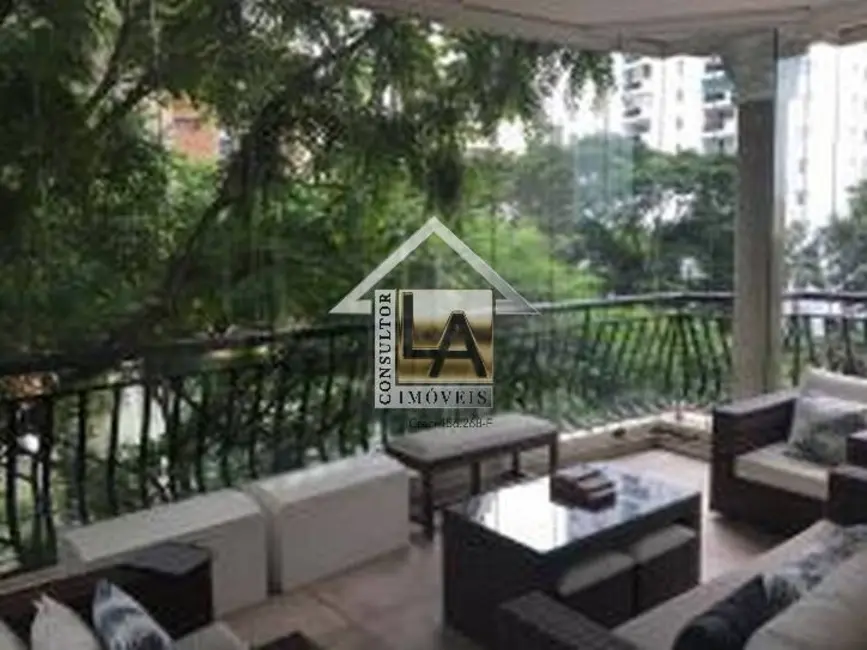 Foto 2 de Apartamento com 4 quartos à venda, 226m2 em Campo Belo, São Paulo - SP