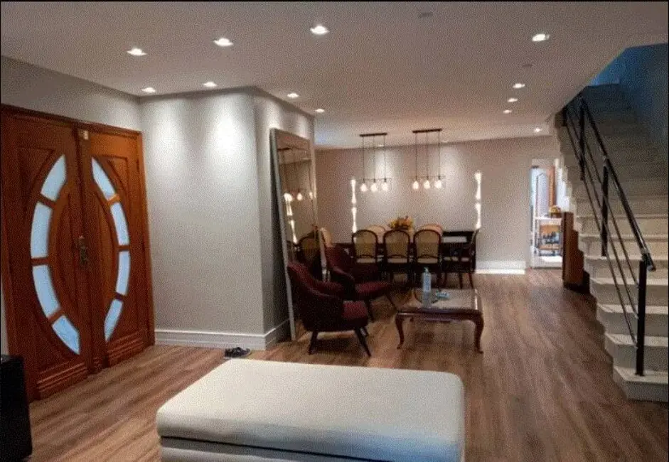 Foto 1 de Sobrado com 3 quartos à venda, 185m2 em Campo Belo, São Paulo - SP