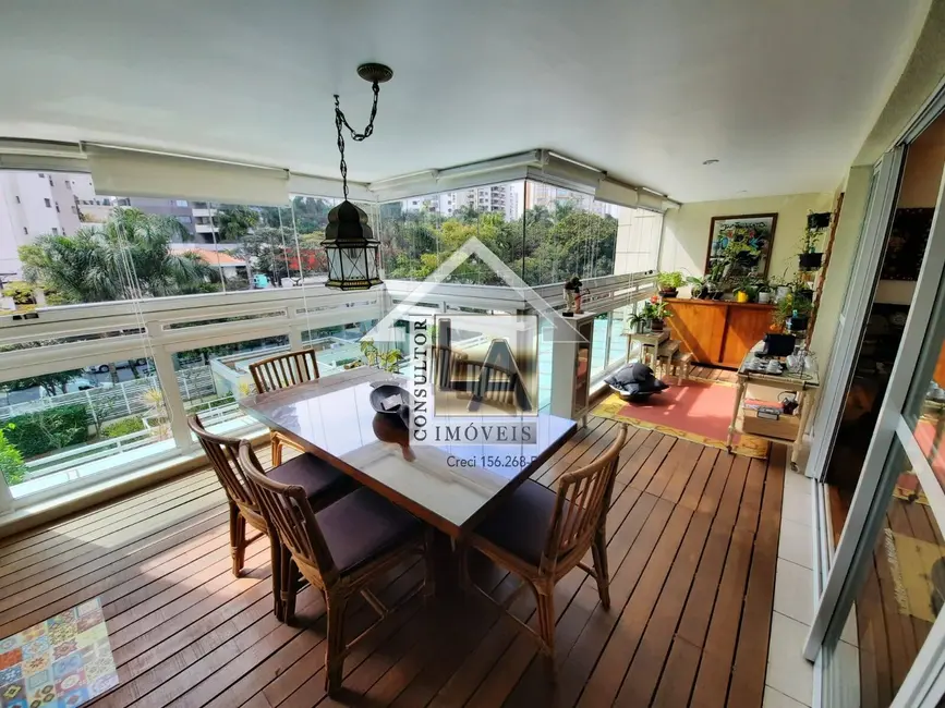 Foto 2 de Apartamento com 3 quartos à venda, 154m2 em Campo Belo, São Paulo - SP