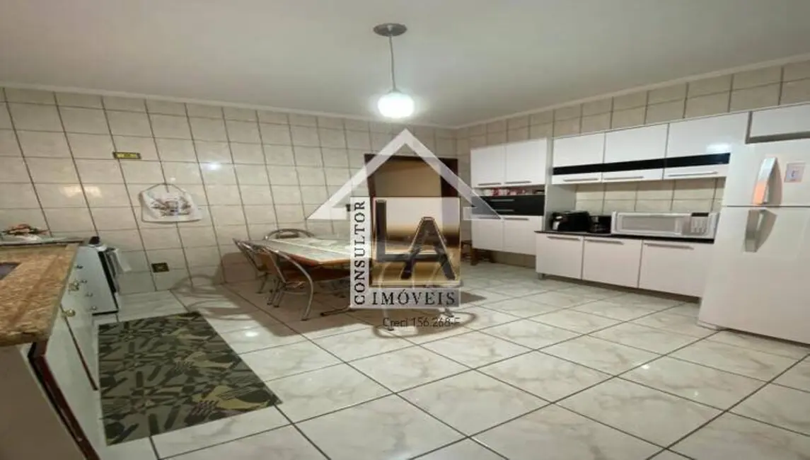 Casa com 3 quartos à venda, 150m2 em Vila Almeida, Indaiatuba - SP - imagem 6 Foto 6 de Casa com 3 quartos à venda, 150m2 em Vila Almeida, Indaiatuba - SP