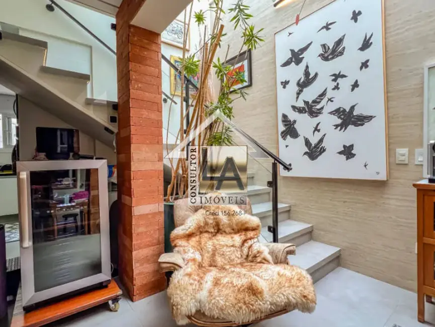 Foto 2 de Casa com 2 quartos à venda, 190m2 em Vila Sônia, São Paulo - SP