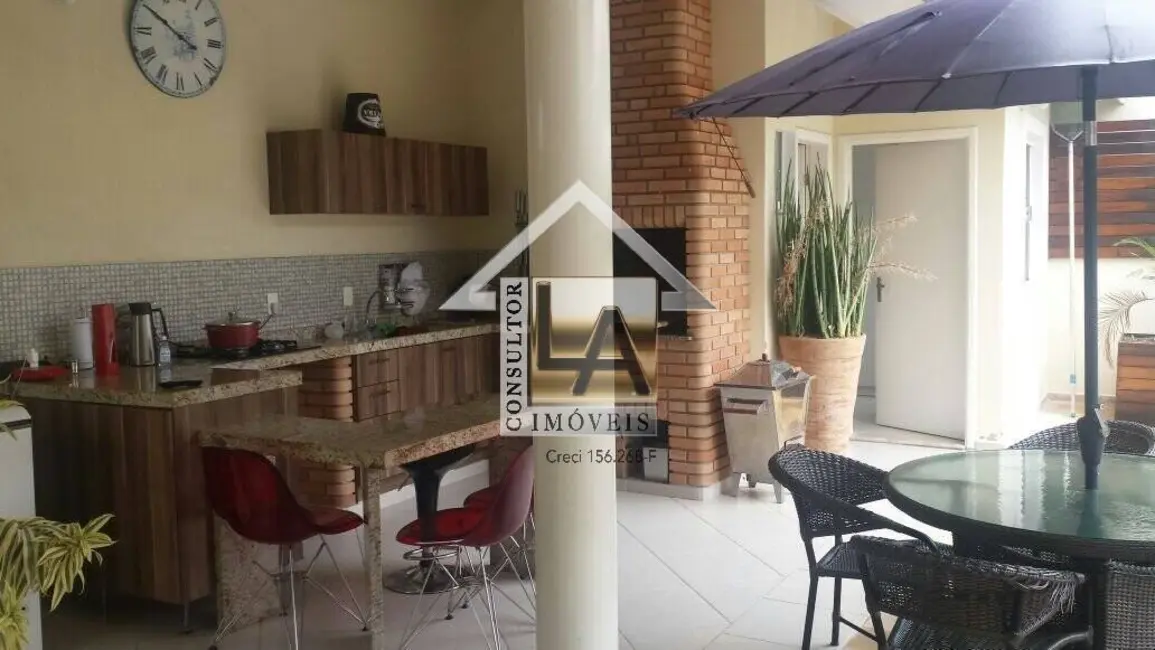 Foto 3 de Casa de Condomínio com 3 quartos à venda, 296m2 em Vila Suíça, Indaiatuba - SP