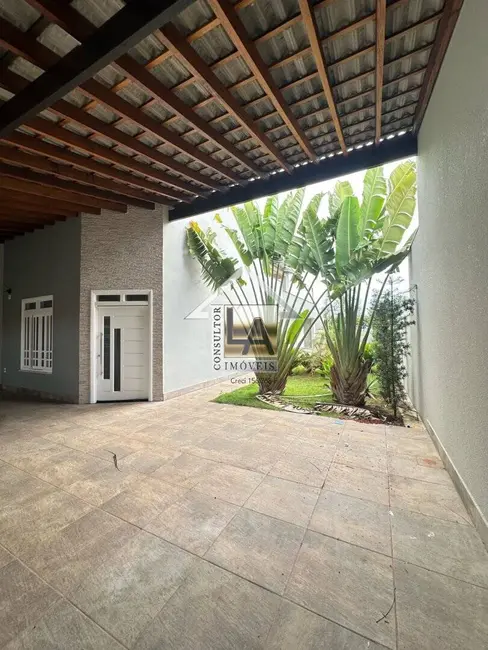 Foto 2 de Casa com 2 quartos à venda, 205m2 em Núcleo Residencial Professor Carlos Aldrovandi, Indaiatuba - SP