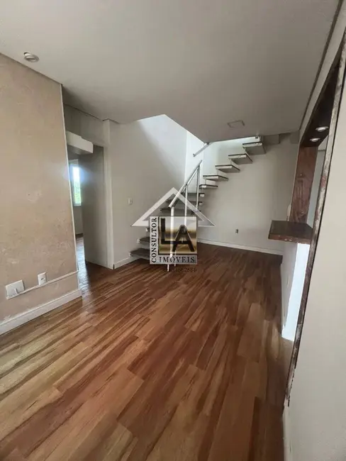 Foto 2 de Cobertura com 3 quartos à venda e para alugar, 149m2 em Parque São Lourenço, Indaiatuba - SP