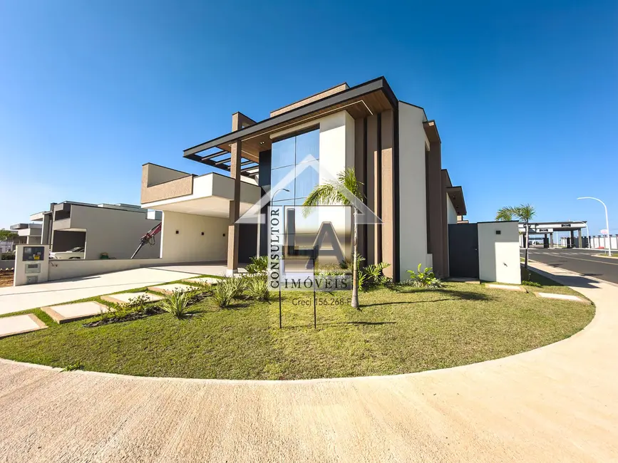 Foto 1 de Casa com 3 quartos à venda, 220m2 em Indaiatuba - SP
